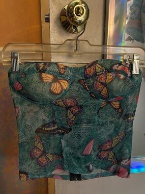 Butterfly mesh corset w zipper back .